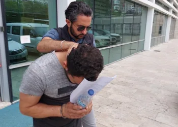 Aracında uyuşturucuyla yakalanan şahıs tutuklandı