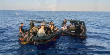 Datça açıklarında 28 düzensiz göçmen kurtarıldı