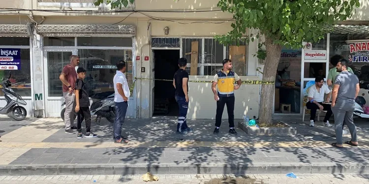 Yalnız yaşayan adam evinde ölü bulundu