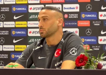 Cenk Tosun: “Oynamaya hazırım ve oynamak istiyorum”