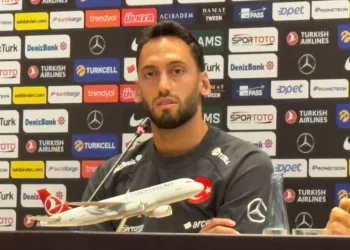 Hakan Çalhanoğlu: “Çekya maçına odaklanıp, inşallah grup etabını geçeceğiz”