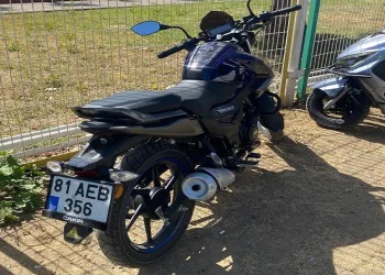 Hız yapan motosikletin plakasının başka araca ait olduğu ortaya çıktı