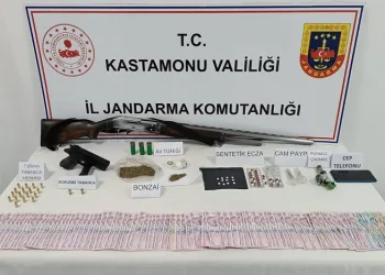 Kastamonu’da uyuşturucu ile yakalanan 7 şüpheliden 2’si tutuklandı