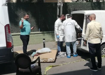10 yıldır yaşadığı aracın içerisinde hayatını kaybetti
