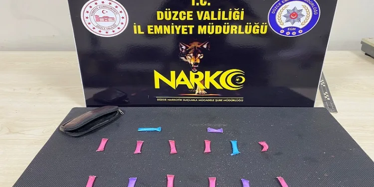 Düzce’de yakalanan uyuşturucu satıcısı tutuklandı