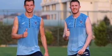 Borna Barisic ve John Lundstram ilk antrenmana çıktı