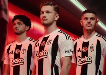Beşiktaş, yeni sezonda giyeceği iç saha formasını açıkladı