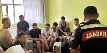 Sakarya’da göçmen kaçakçılığı şebekesine büyük darbe