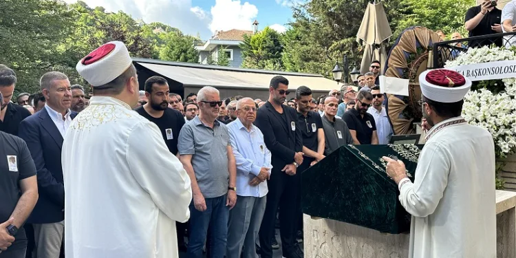 Volkan Demirel’in babası son yolculuğuna uğurlandı