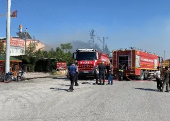 Konya’da sanayi sitesinde yangın paniği