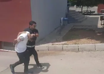 Uyuşturucu suçundan firari 2 hükümlü narkotik polislerden kaçamadı