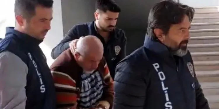 Ankara’da gürültü yaptıkları iddiasıyla üst katındaki 5 kişiyi öldüren şahsa 5 kez müebbet hapis talebi