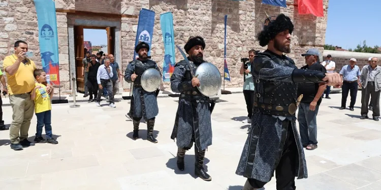 Konya’nın Darülmülk oluşunun 927. yılında Selçuklu Sultanları anıldı