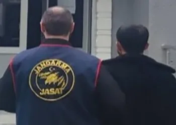 Kasten adam öldürme suçundan aranıyordu, yakalandı