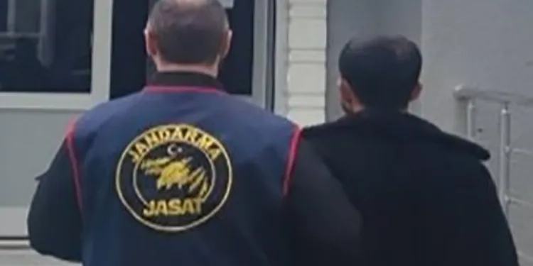 Kasten adam öldürme suçundan aranıyordu, yakalandı