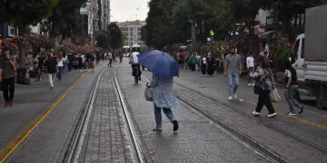 Eskişehir’de sağanak yağış etkili oldu