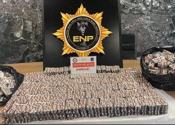 Uyuşturucu madde ticareti yapan 2 şüpheli tutuklandı