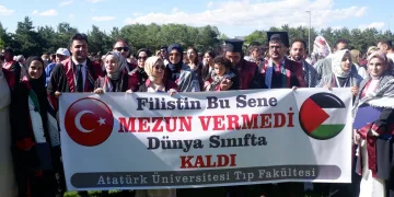 Doktorlardan Filistin’e destek