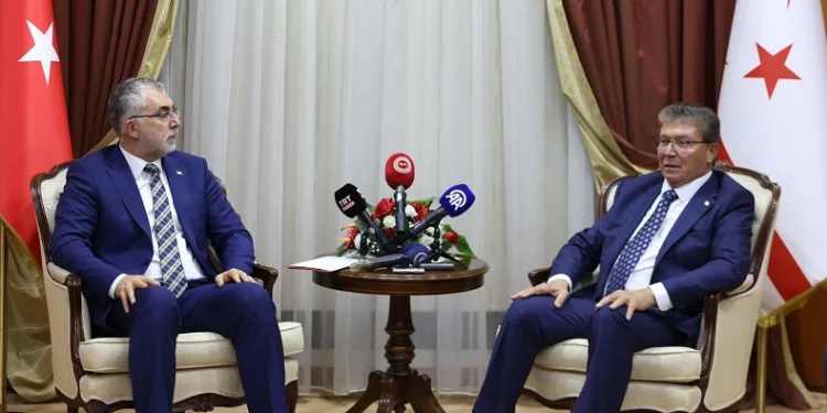 Bakan Işıkhan, KKTC Başbakanı Üstel ile görüştü