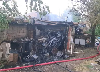 Karaman’da depo yangını korkuttu