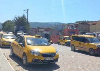 Türkeli’de taksi ücretlerine zam