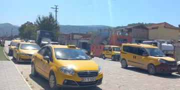 Türkeli’de taksi ücretlerine zam