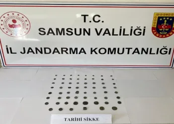 Tarihi eser kaçakçısı jandarma ekiplerince yakalandı
