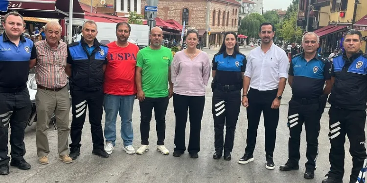 Polis ekipleri muhtarlarla toplantı yaptı