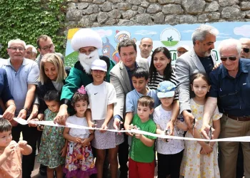 Başkan Aydın’dan park yeri açılışı