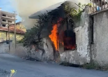 Kırıkkale’de ev yangını