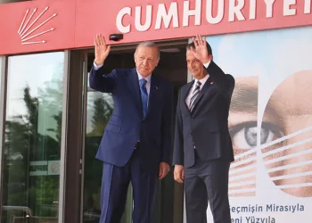 Cumhurbaşkanı Erdoğan 18 yıl sonra CHP’de