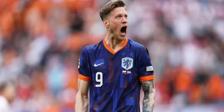 Hollanda geriden gelerek kazandı