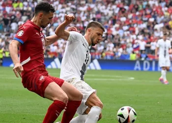 Sırbistan beraberliği son anda kurtardı