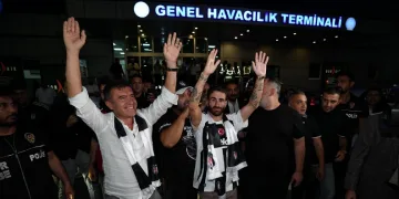 Beşiktaş’ın yeni transferi Rafa Silva İstanbul’da