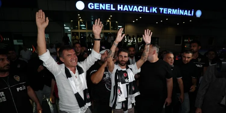Beşiktaş’ın yeni transferi Rafa Silva İstanbul’da