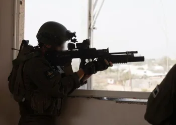 İsrail, Bureij ve Deir el-Balah’ın doğusuna saldırı başlattı