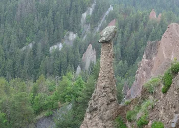 Şavşat’ın gizli hazinesi: Şavşat Peribacaları