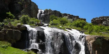 Doğaseverlerin gözdesi ‘Uzandı Vadisi’