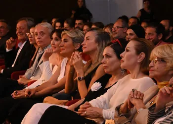 Bursa devlet tiyatrosuna ödül