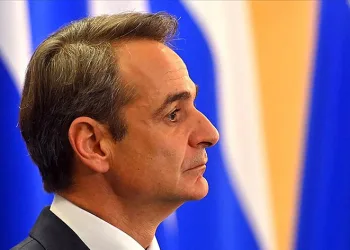 Miçotakis, faturayı kabineye kesti