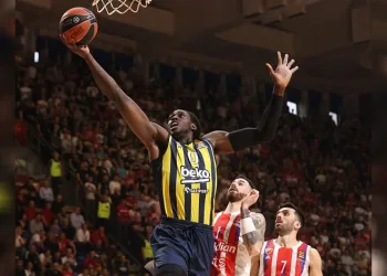 Fenerbahçe, Johnathan Motley’e veda etti