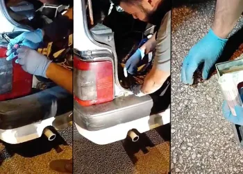 Uyuşturucuyu stop lambasına saklayan şahıslar polisten kaçamadı