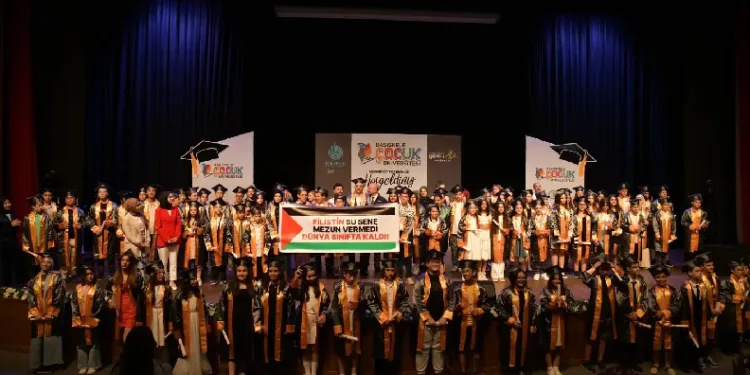 Başiskele Çocuk Üniversitesi mezuniyeti