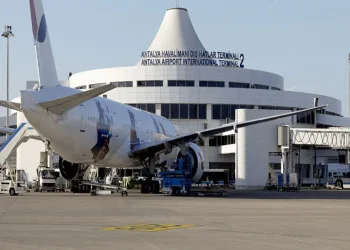 Antalya Havalimanı’ndan yeni rekor