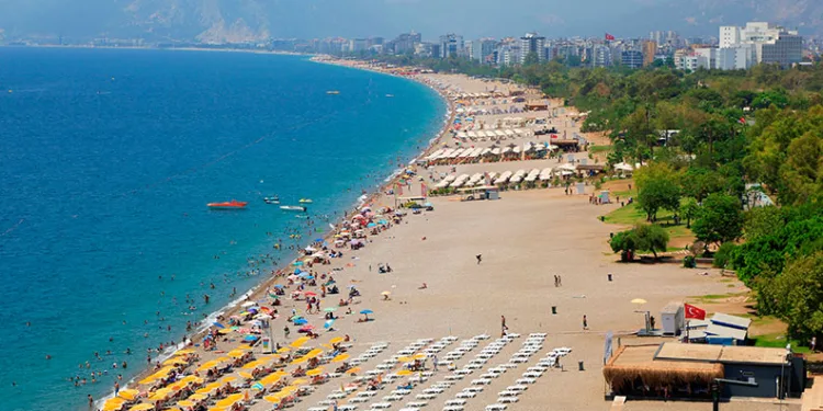 Bayram tatili sonrası sahiller turistlere kaldı