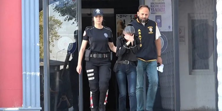 Bursa’da yeğenini çöp eve kilitleyen teyzeye 8 yıl hapis