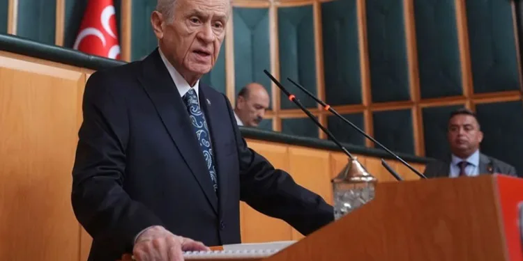 Bahçeli’den dikkat çekici yüzük paylaşımı