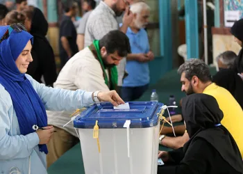 İran’da seçim ikinci tura kaldı
