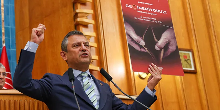 Özgür Özel’den Şimşek-Karatepe görüşmesine ilişkin açıklama