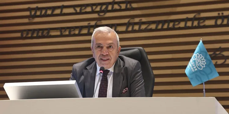 Şadi Özdemir: “Çalışanlarımız öncelikli”